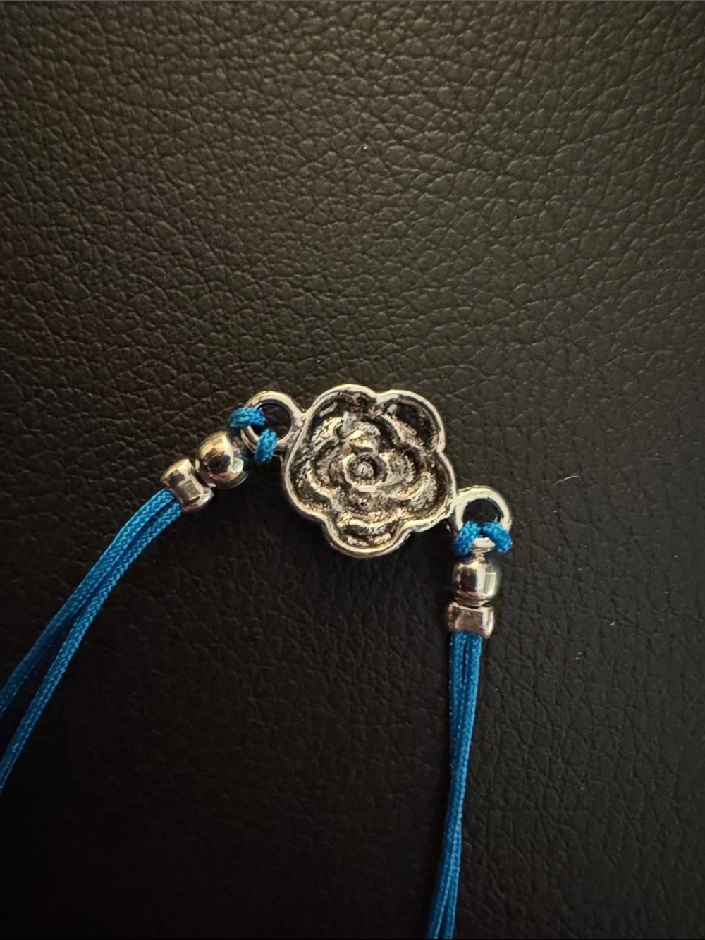 Unknown tone fit blue